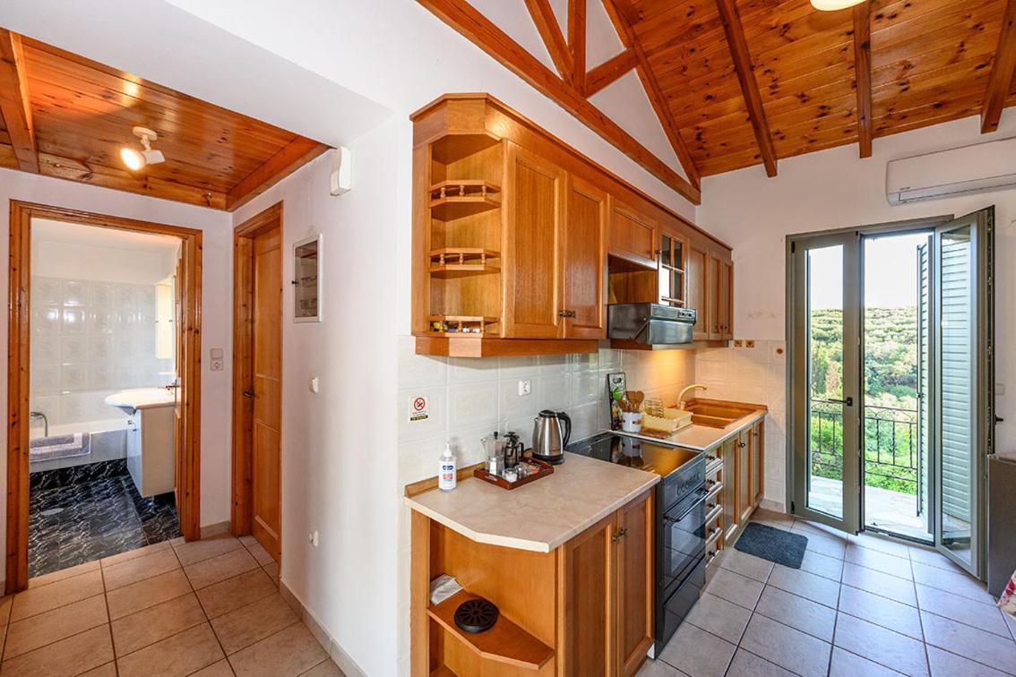 Alex Stone House Villa Kardhamili Bagian luar foto